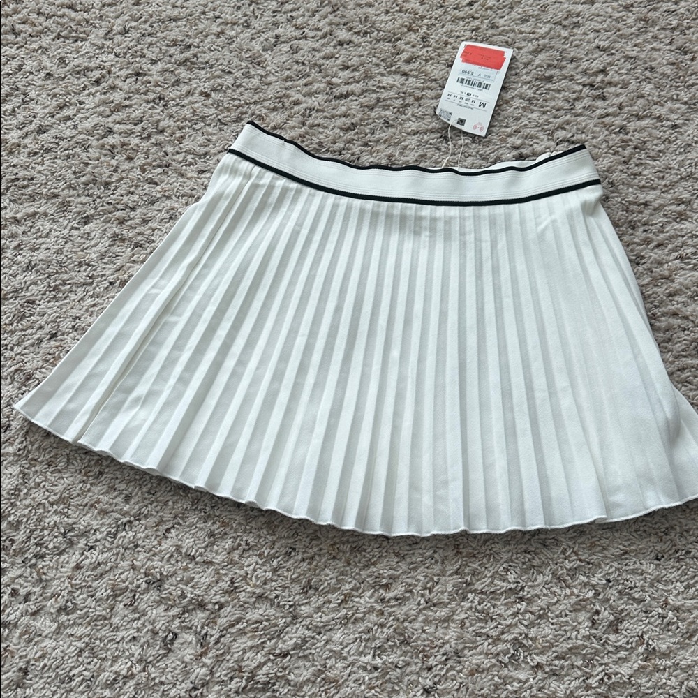 Zara White Pleated Mini Skirt with Black Waist Trim